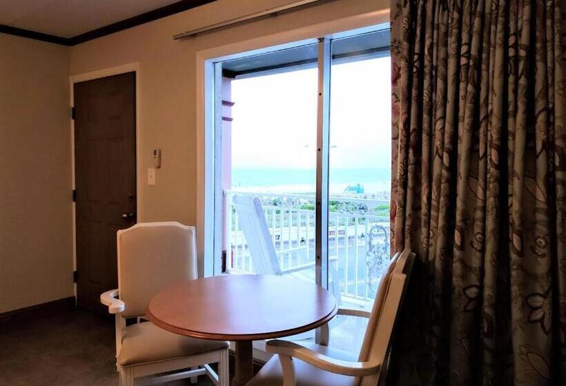 キングサイズベッドのスイートルーム, Avondale By The Sea