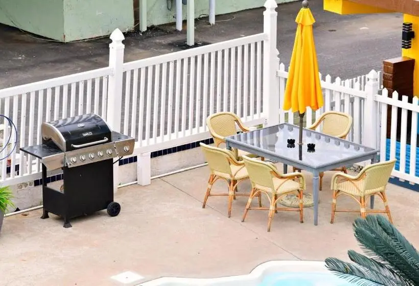 デラックスの４人部屋, Paradise Inn