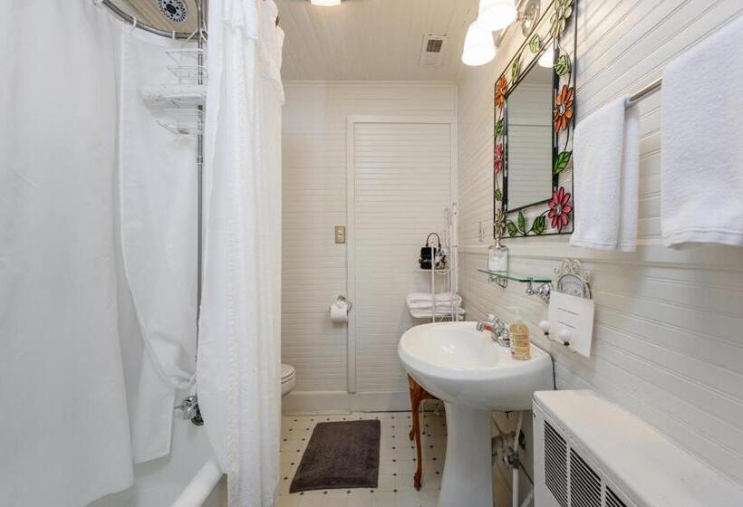 Номер Стандартный Кровать Куин, Oakland Cottage Bed And Breakfast