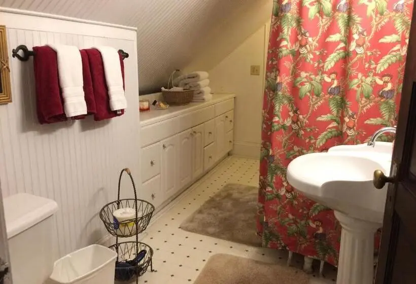 اتاق استاندارد با تخت بزرگ, Oakland Cottage Bed And Breakfast