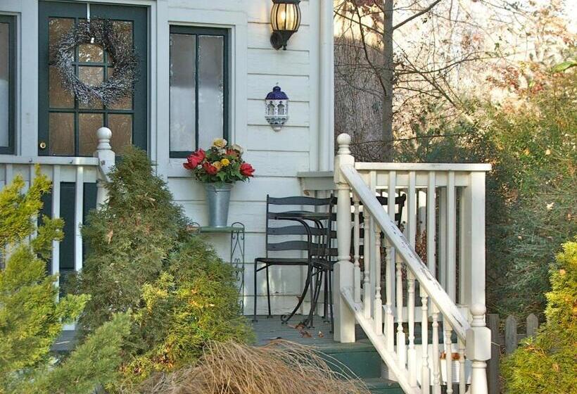 غرفة قياسية سرير ملكى, Oakland Cottage Bed And Breakfast