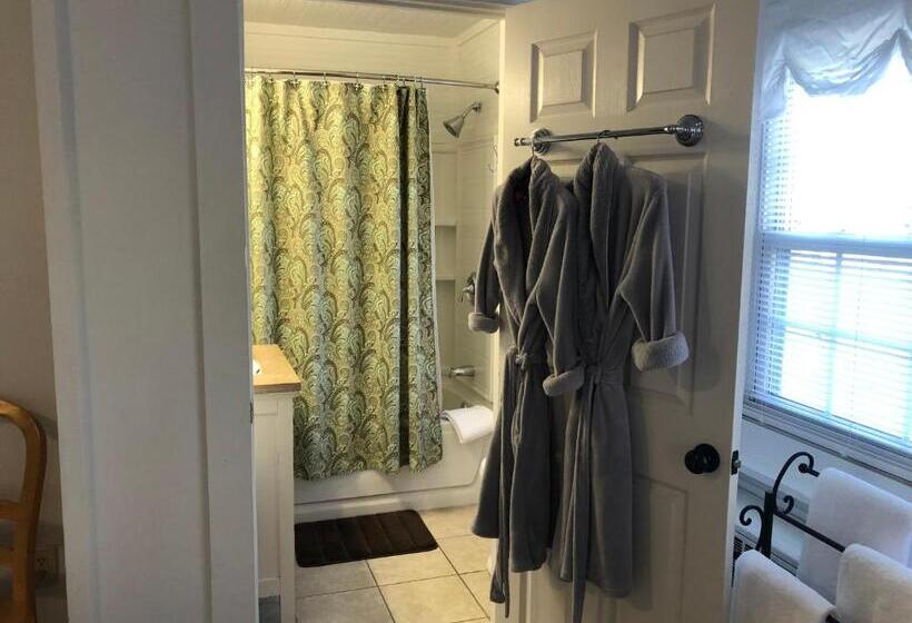Стандартный Номер Кровать Кинг, Oakland Cottage Bed And Breakfast