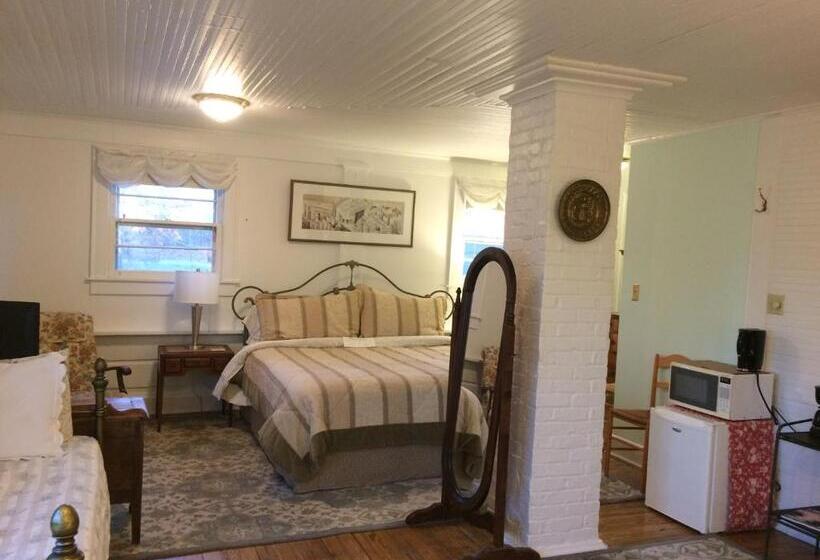 غرفة قياسية سرير كينج, Oakland Cottage Bed And Breakfast