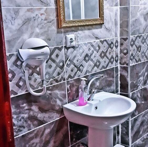 اتاق استاندارد, Kule