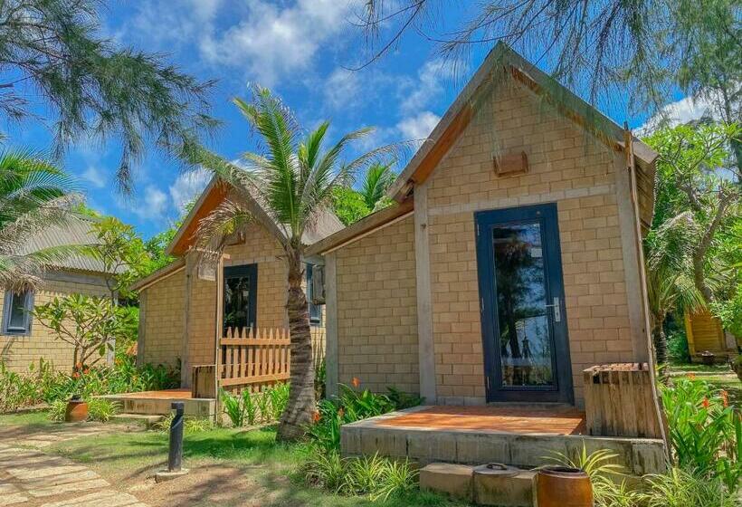 بانگلوی استاندارد با چشمانداز دریا, Long Hải Channel Beach Resort