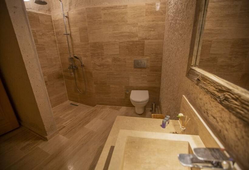 جناح, Maze Of Cappadocia