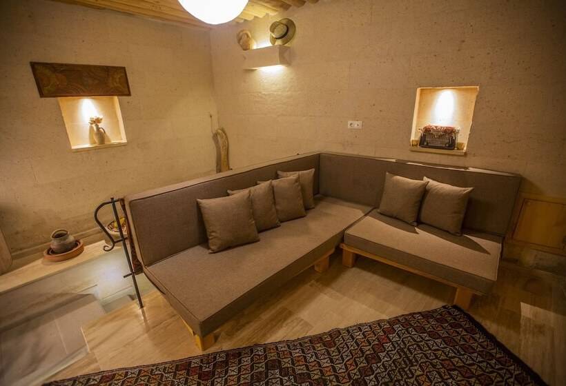 جناح, Maze Of Cappadocia