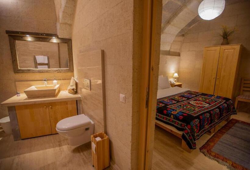 جناح, Maze Of Cappadocia