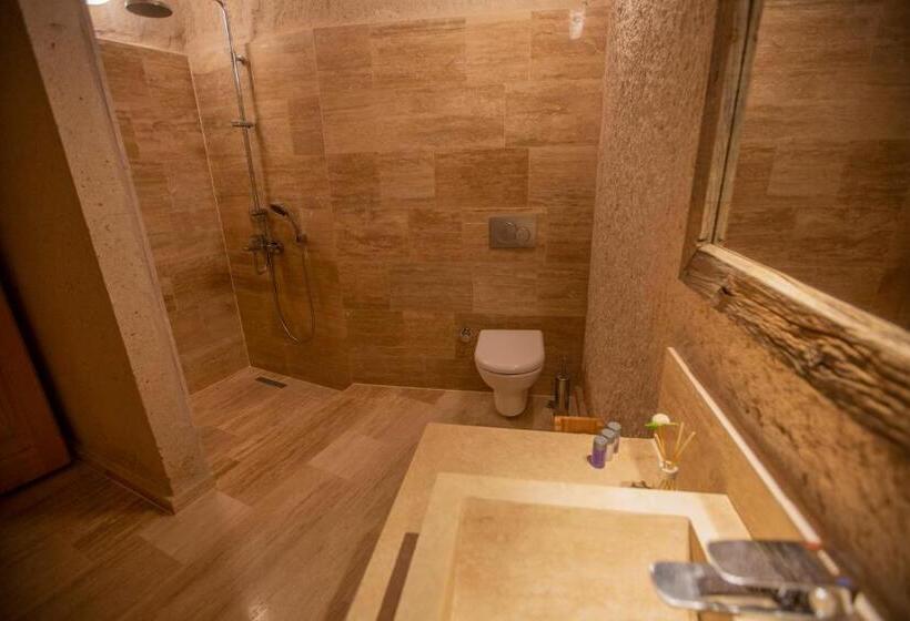 جناح, Maze Of Cappadocia