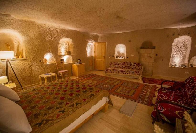 جناح سرير كينج, Maze Of Cappadocia