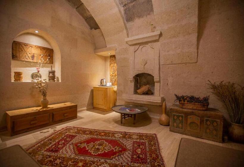 جناح, Maze Of Cappadocia