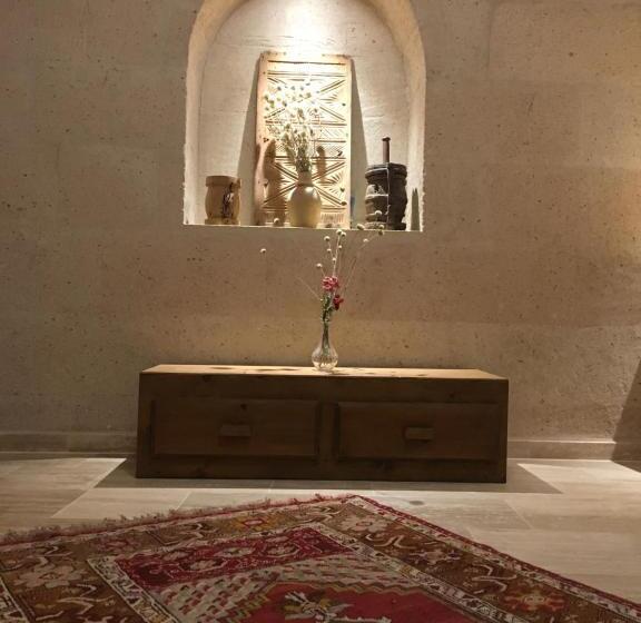 جناح, Maze Of Cappadocia