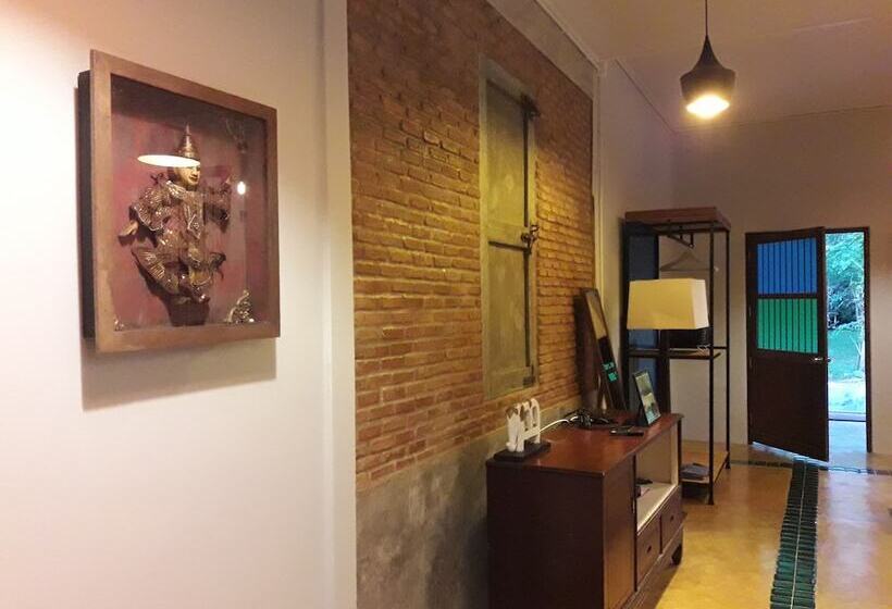 패밀리 룸, Baan Hotelier Resort