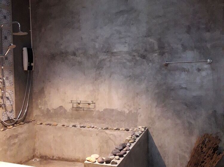 패밀리 룸, Baan Hotelier Resort