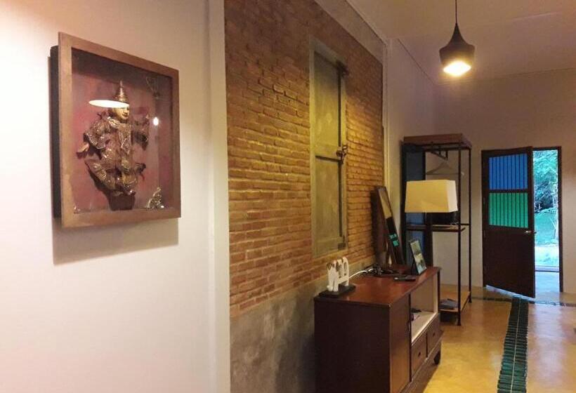 패밀리 룸, Baan Hotelier Resort