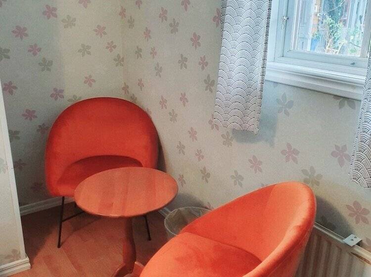 غرفة أساسية حمام مشترك, Nymans Bed & Breakfast