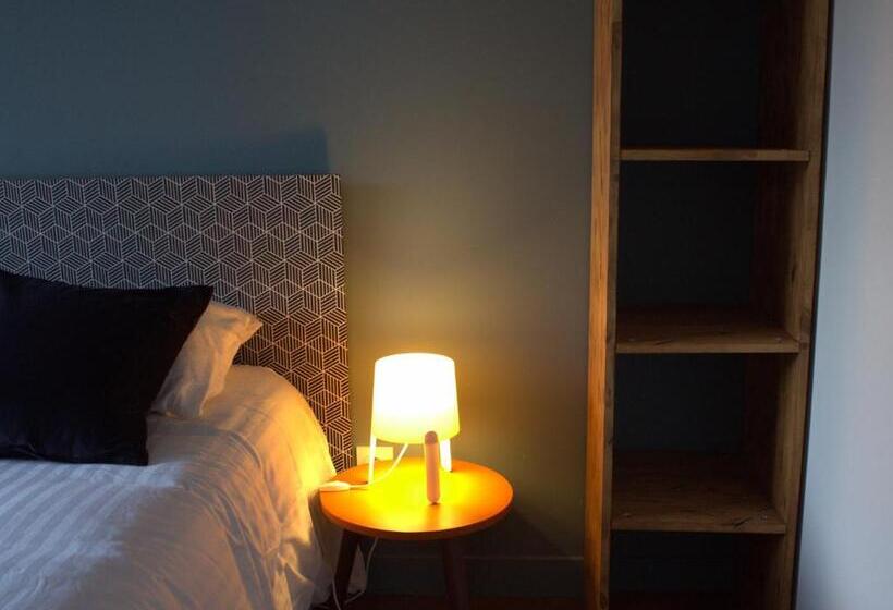 חדר בסיסי, Effet Lodge