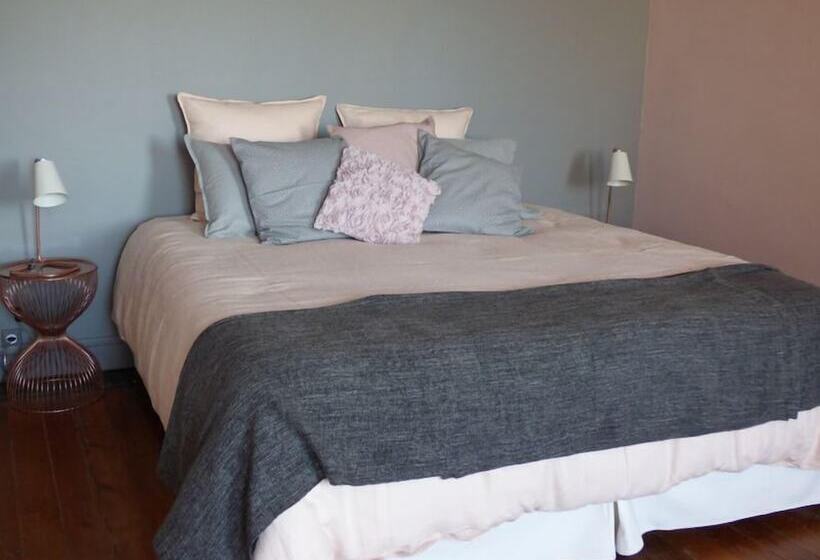 Chambre Triple Supérieure, Le Coeur Des Vignes