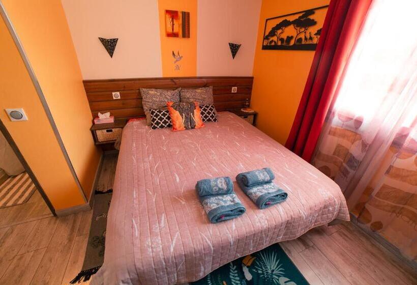 스탠다드 룸, Le Saint Victor