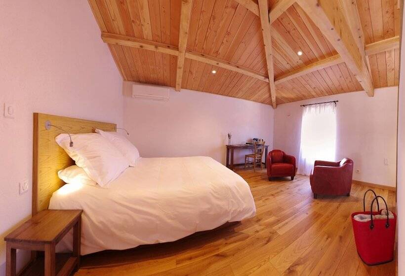Номер Стандарт, Les Carriers Maison D'hôtes