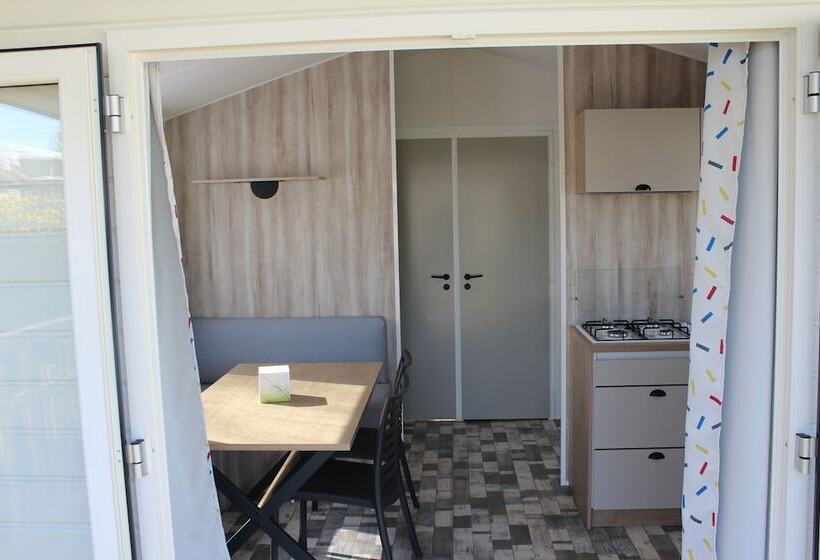 2间卧室的房子, Camping La Chenaie
