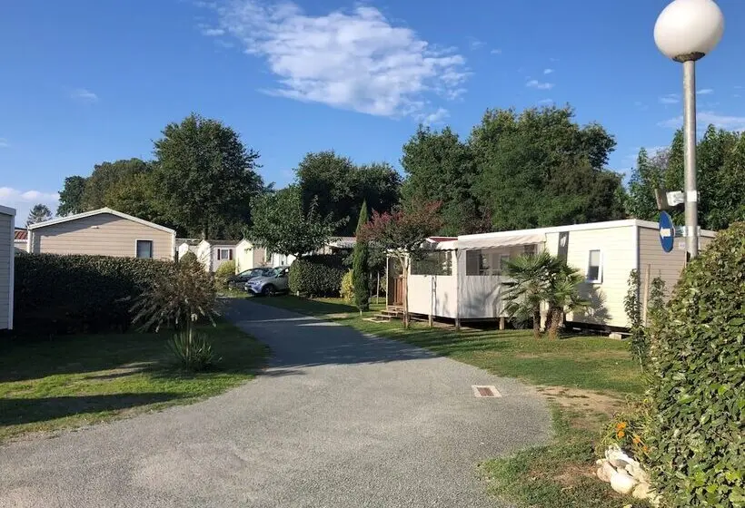 Talo 2 Makuuhuonetta, Camping La Chenaie