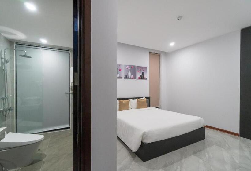 اتاق لوکس با تخت بزرگ, Khong Cam Garden Villas