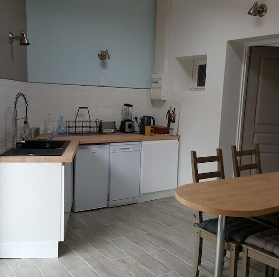 غرفة قياسية, La Cadole De Chardonnay