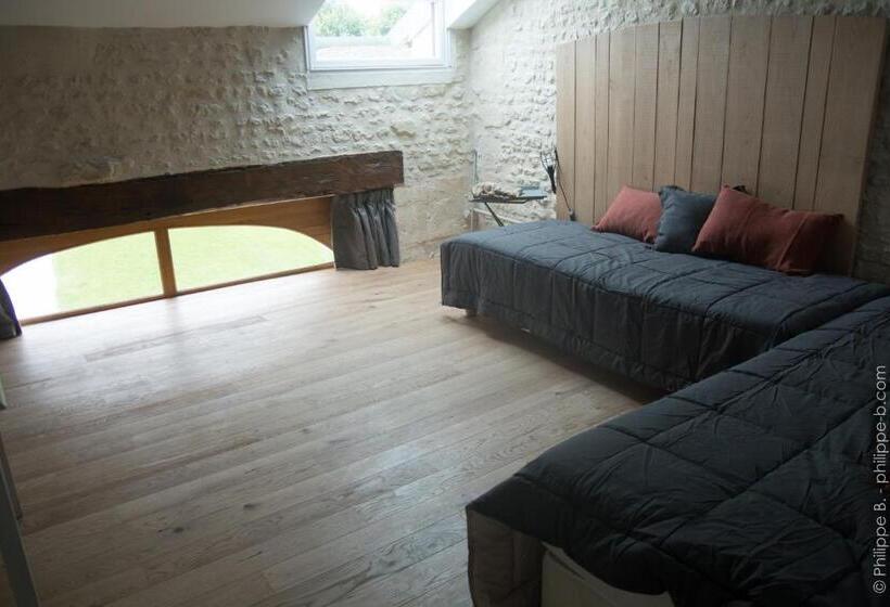 جناح مطلّ علي الحديقة, Les Hauts De Chalonne