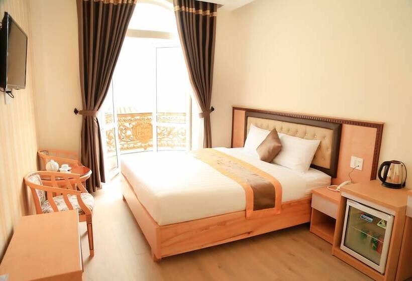اتاق دلوکس با تخت کینگ و چشم‌انداز, Sugar Land Villa Hotel Dalat