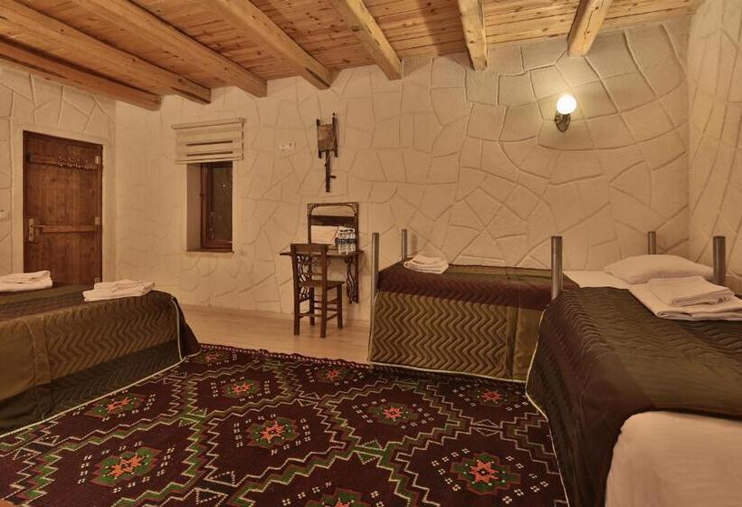 اتاق استاندارد چهار تخته, Days Inn Cappadocia