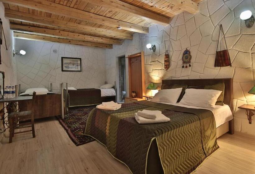 اتاق استاندارد چهار تخته, Days Inn Cappadocia