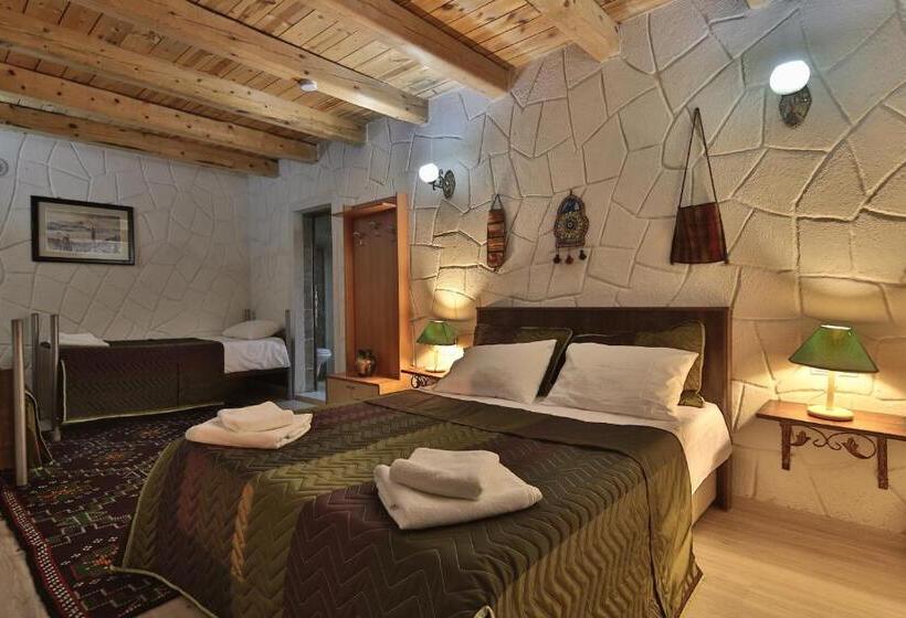 اتاق استاندارد چهار تخته, Days Inn Cappadocia