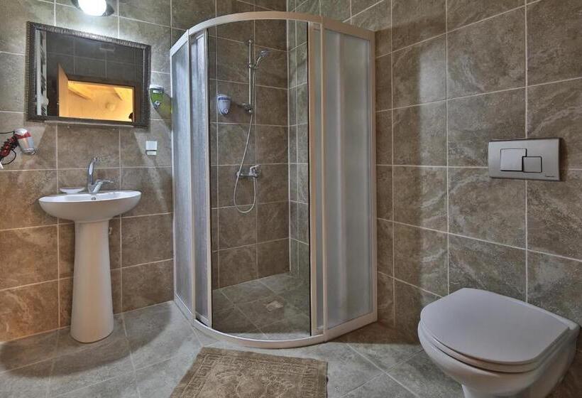 اتاق خانوادگی, Days Inn Cappadocia