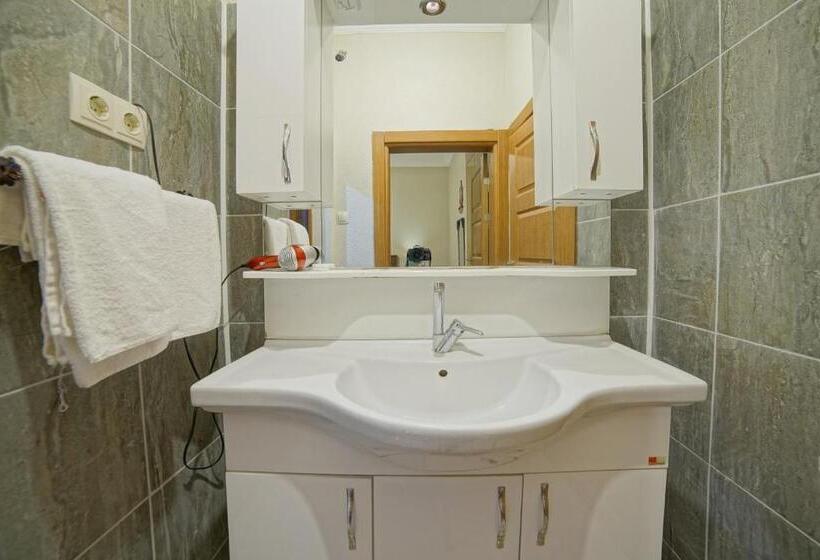 اتاق استاندارد سه نفره, Days Inn Cappadocia