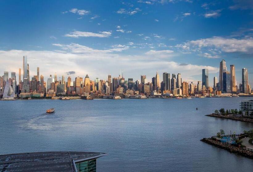 キングサイズベッドのスタンダードルーム, Envue, Autograph Collection