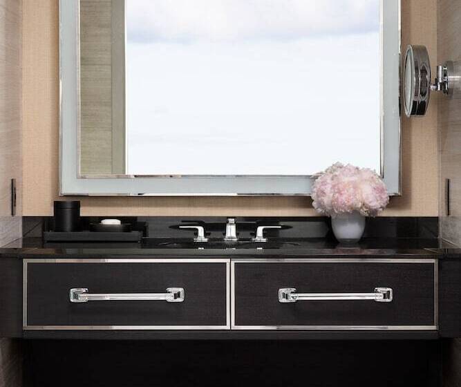 エクゼクティブスイート, Four Seasons Hotel One Dalton Street, Boston