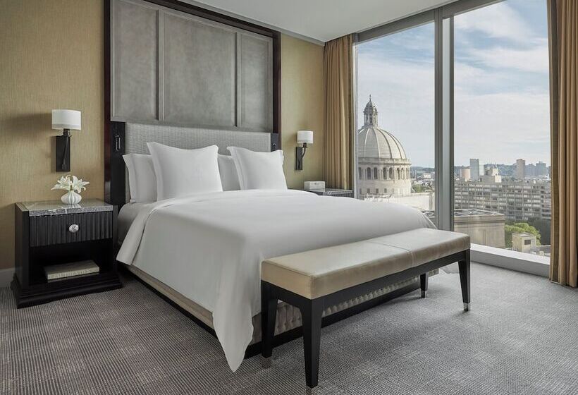 エクゼクティブスイート, Four Seasons Hotel One Dalton Street, Boston