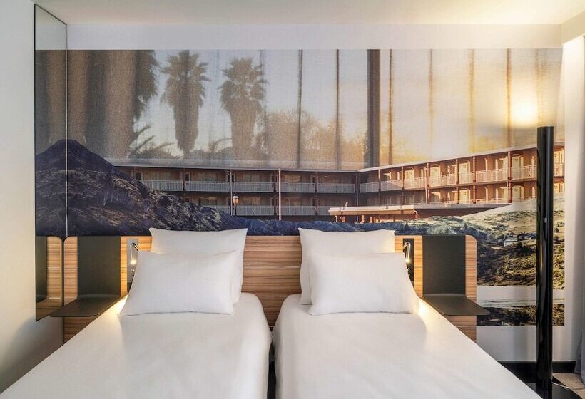 Классический Номер, Novotel Saintetienne Centre Gare Chateaucreux