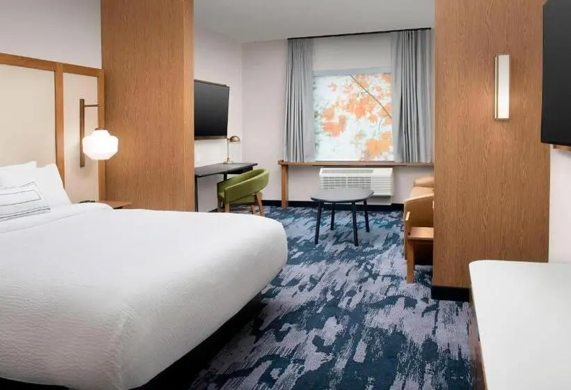 キングサイズベッドのスイートルーム, Fairfield Inn & Suites By Marriott New Orleans Metairie