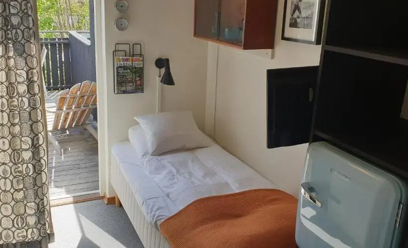 スタンダードルーム, L Hanöbris På Kivik