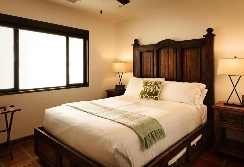３ベッドルームハウス, La Lomita Ranch