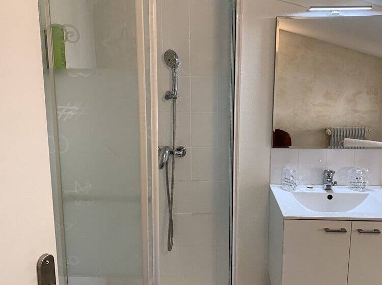 اتاق استاندارد با تخت دوبل, Le Melchior