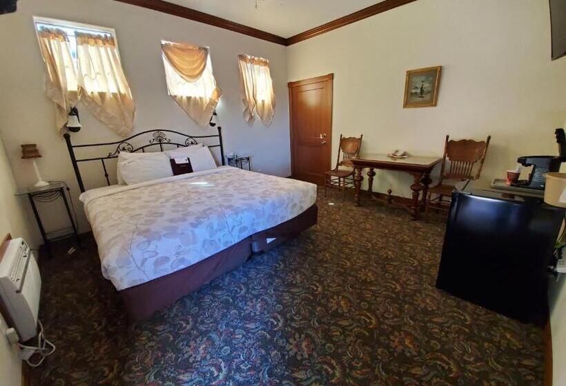 كابينة, Manresa Castle