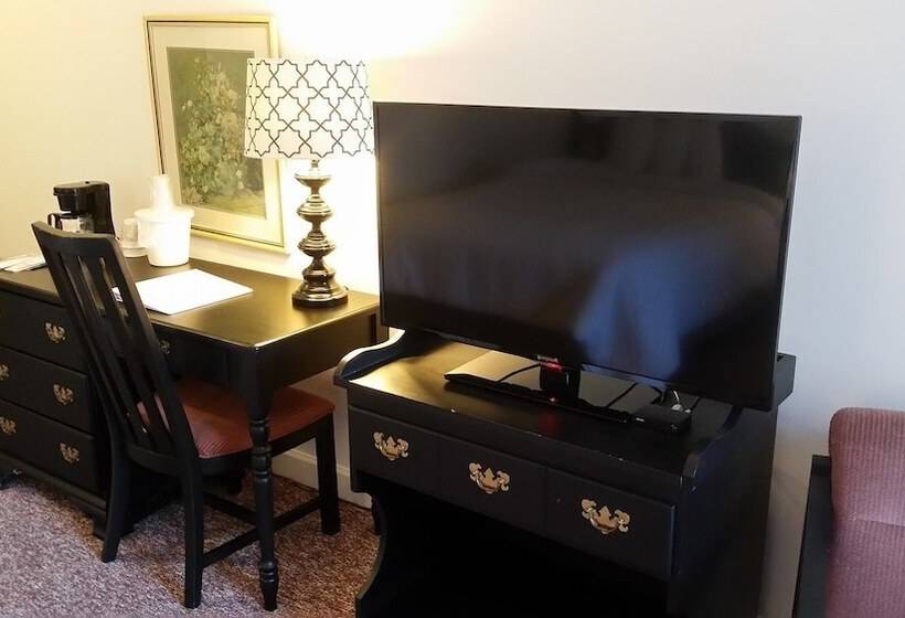 غرفه قياسيه سريرين مزدوجين, The Country Inn Of Berkeley Springs