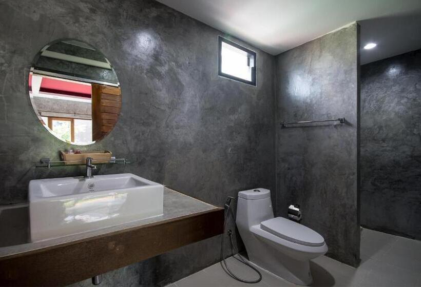 غرفة قياسية مطلّة علي حمام السباحة, The Loft Panwa Resort