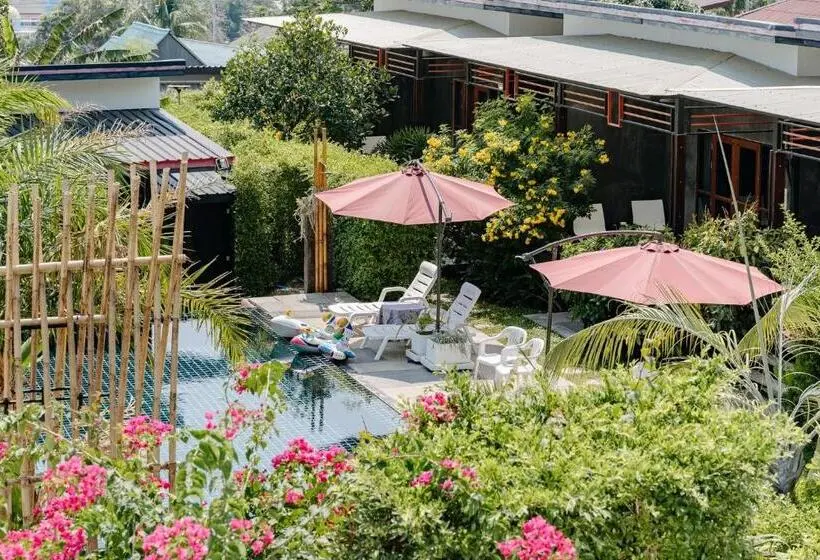 バルコニー付きスタンダードルーム, The Loft Panwa Resort