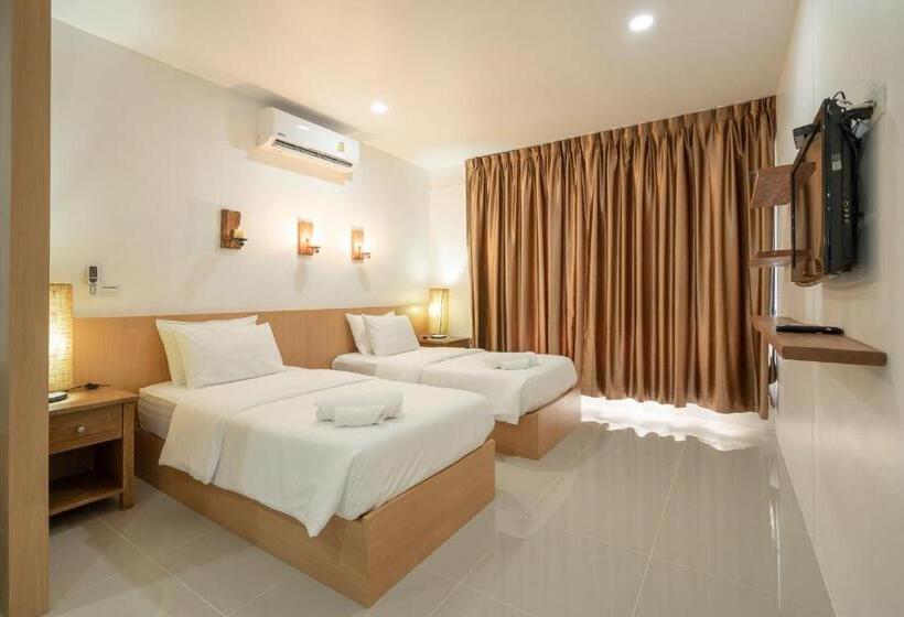 غرفة أساسية ثلاثية, The Loft Panwa Resort