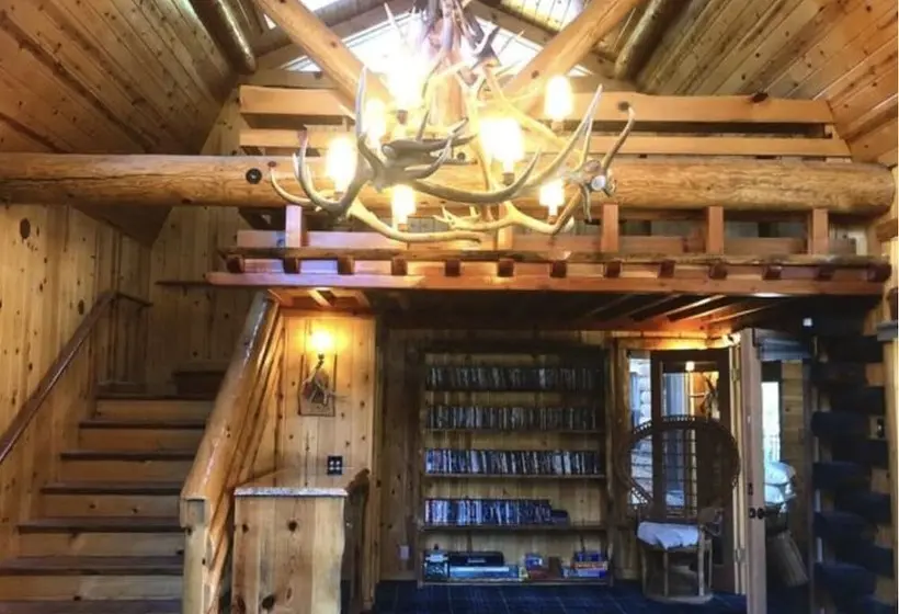 １ベッドルームハウス, The Fireside Inn