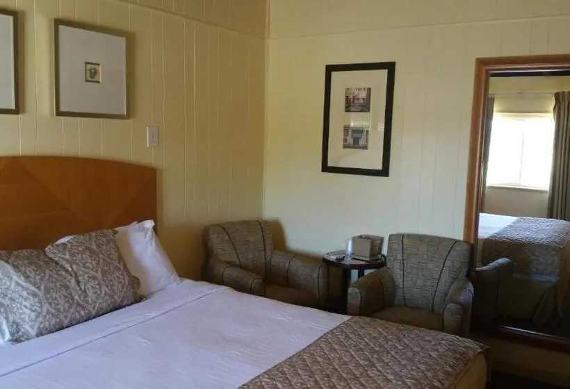 キングサイズベッドのデラックスルーム, The Amethyst Beach Motel